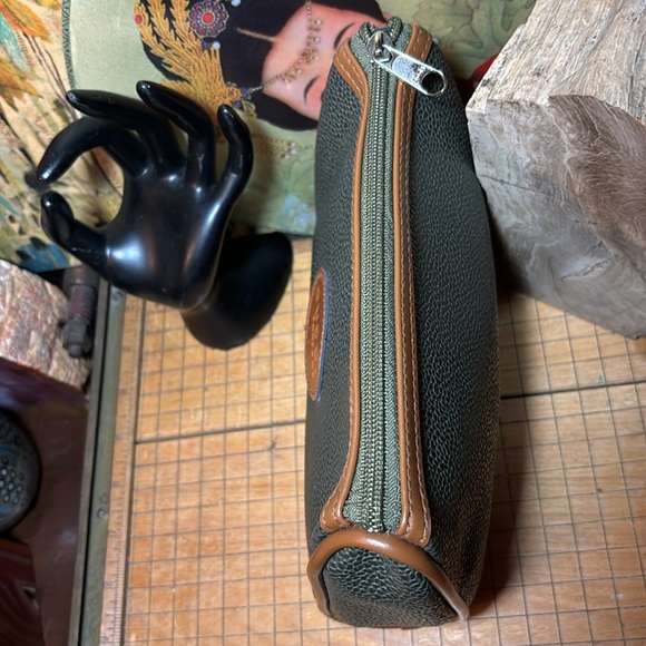 Gucci Parfums Green Tan Vintage Bag Zip Top Travel Toiletries 8.25”x6.5”x2.75” - Picture 8 of 17